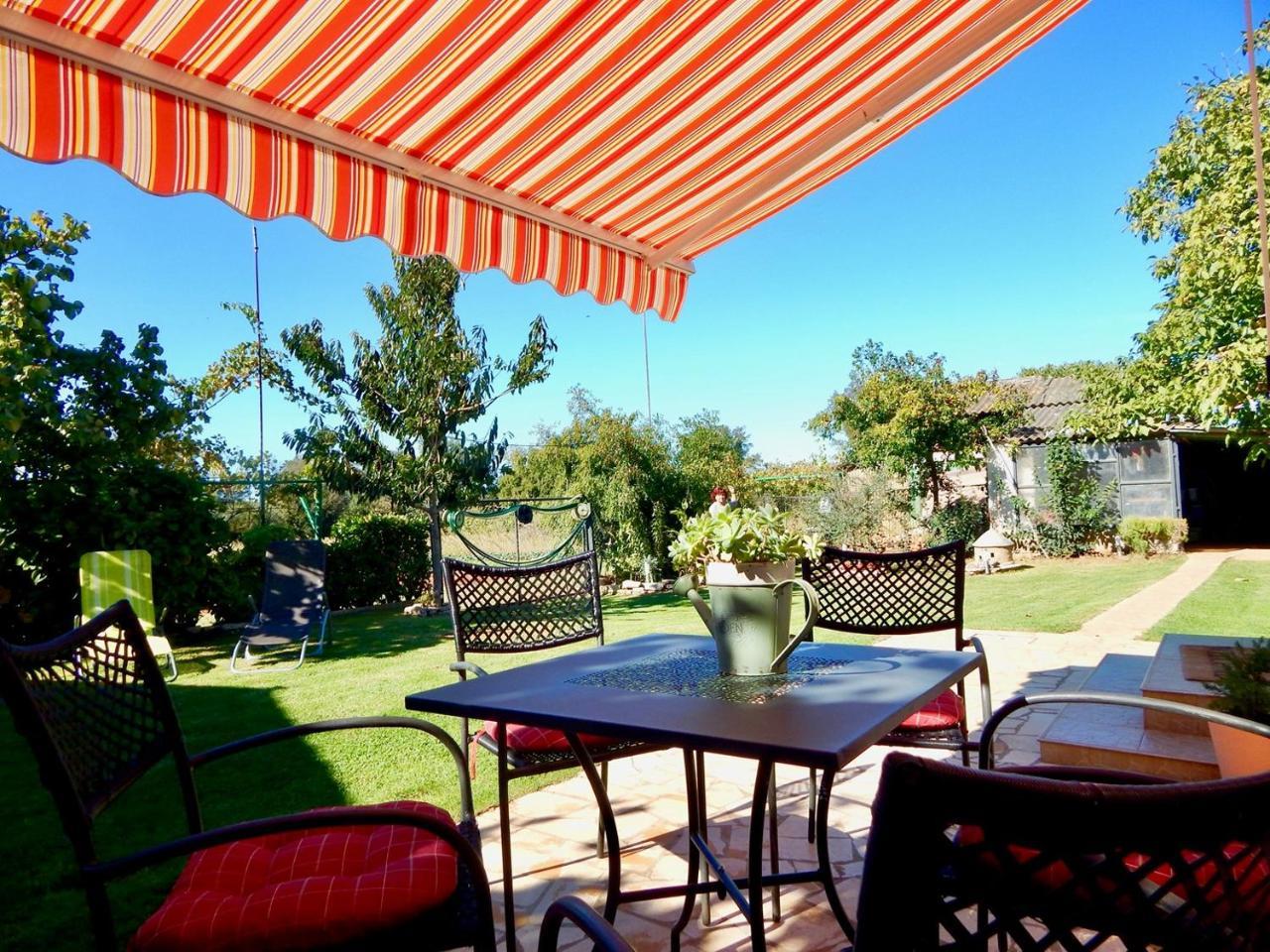 Lovley Rural With Garden 3* Pola